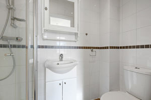 Photo 3- click for photo gallery